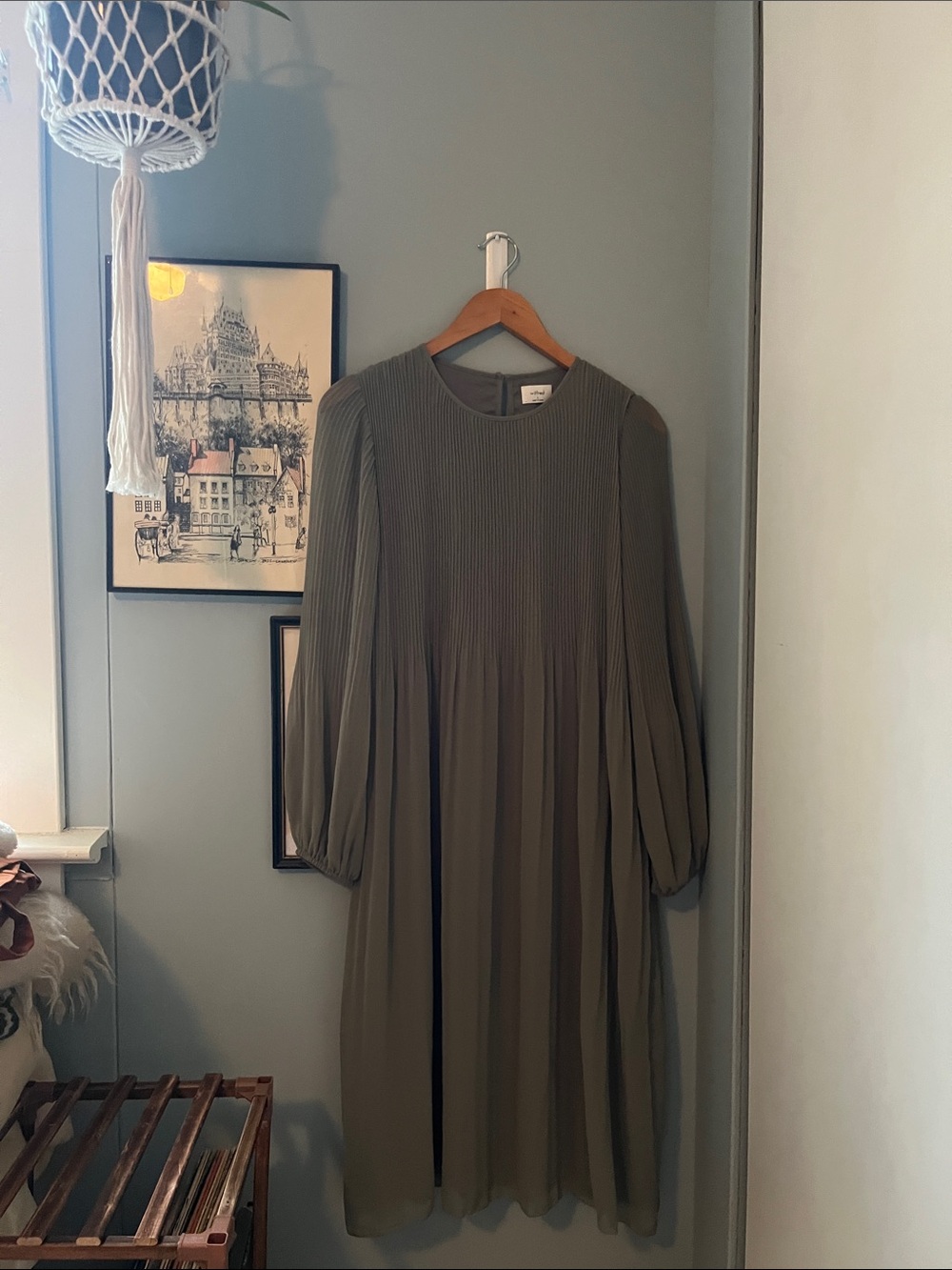 Aritzia Long Sleeve Pleated Midi Dress - Olive